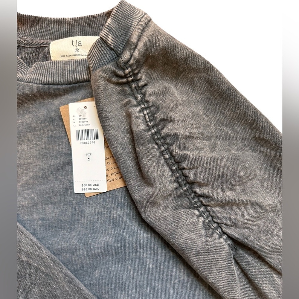 T.la NWT Long Sleeve Sweatshirt Size Small - Picture 6 of 6